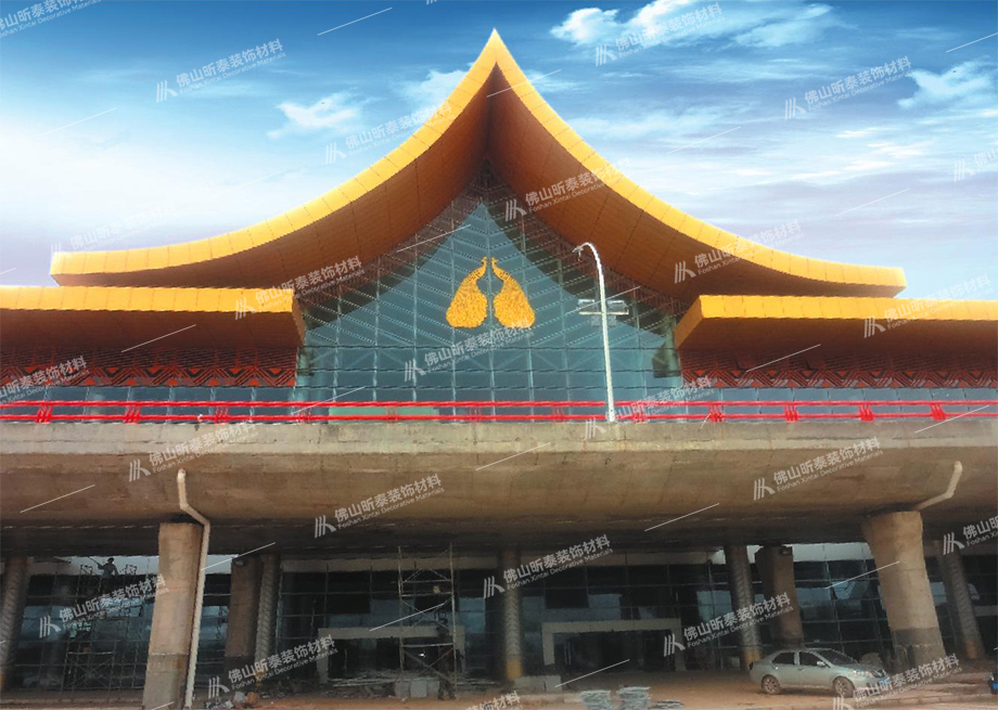 鋁單板工程案例-西雙版納機場