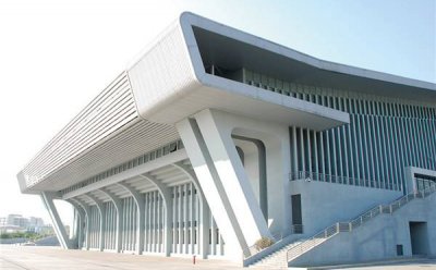 影響鋁單板廠家排名的因素