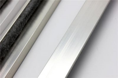 鋁單板鋁材變黃是什么原因造成的?