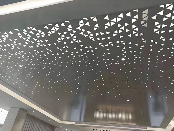 雕花鋁單板在室內裝飾中的應用優勢